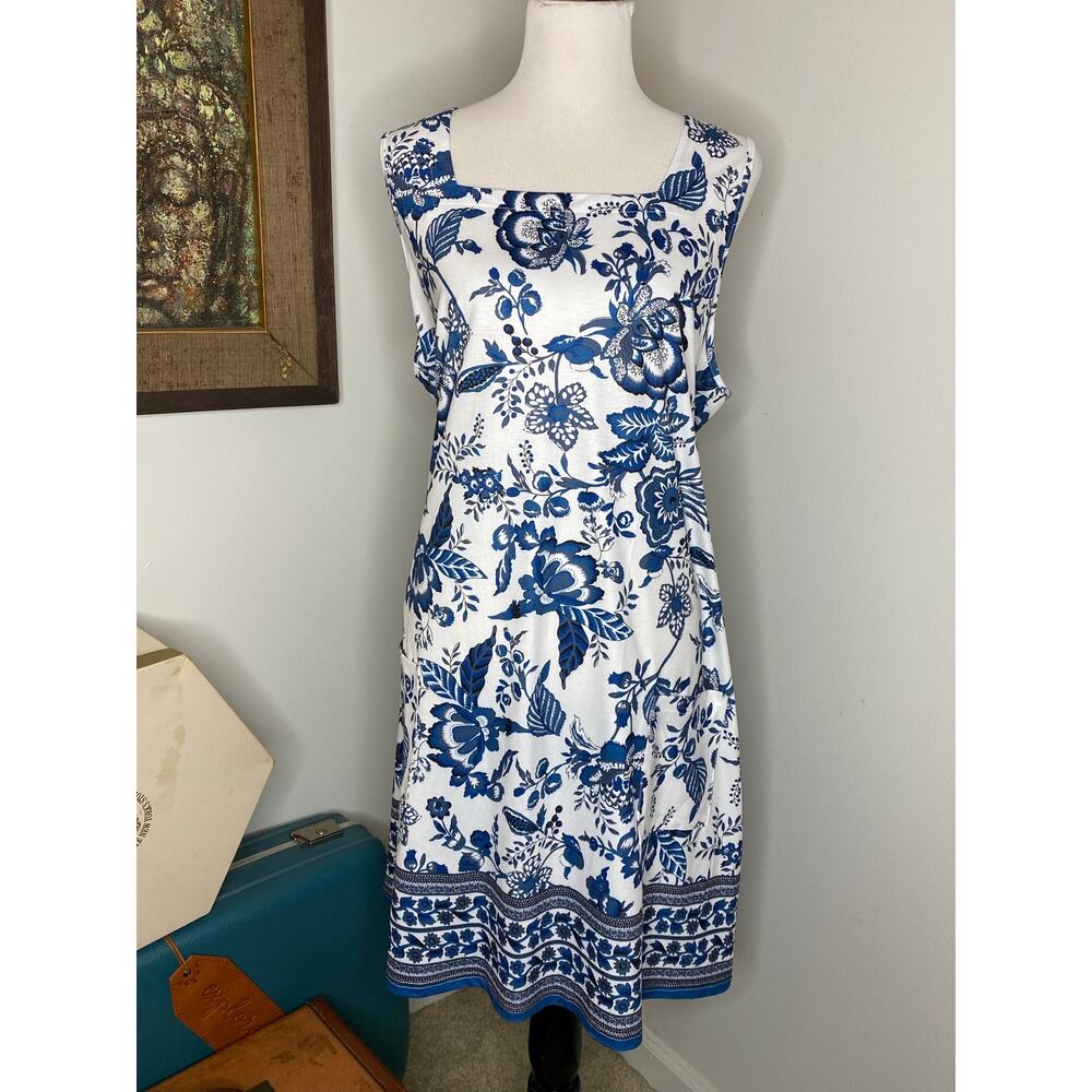 NWT Ofeefan Blue & White Floral Sleeveless Shift Dress - Size XXL